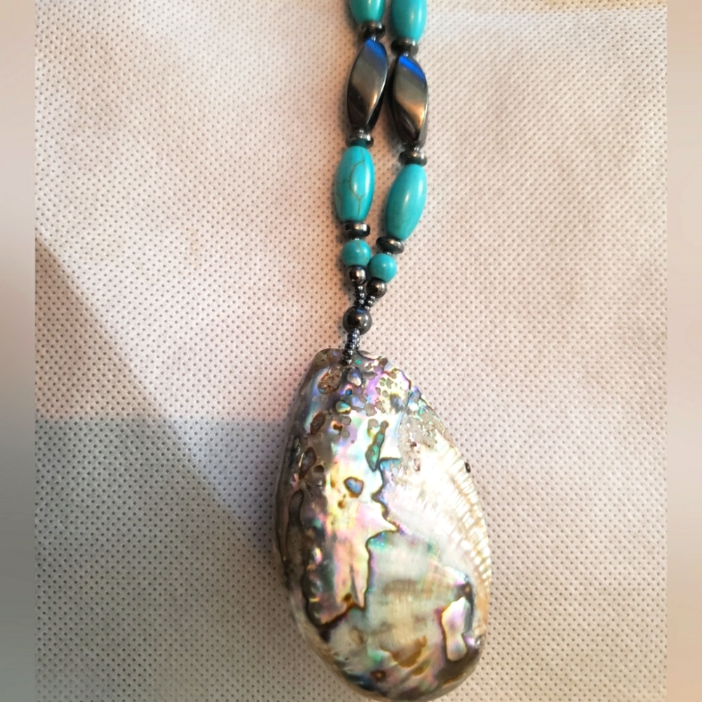 Vintage abalone shell necklace